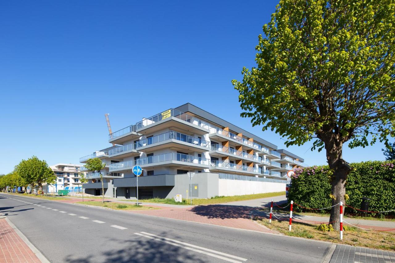 Apartament Blue Gardenia Dziwnow Exterior photo